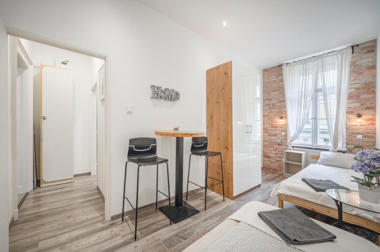 Design Apartment W Ac On Ring Road By Newave Apartments Budapest Exterior foto